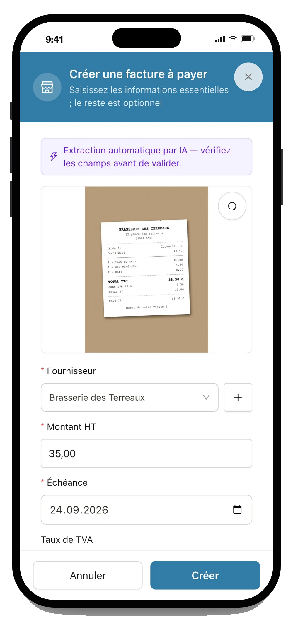 Un ticket de restaurant photographié dans Shefy : le fournisseur, le montant hors taxes, l’échéance et le taux de TVA sont remplis automatiquement.